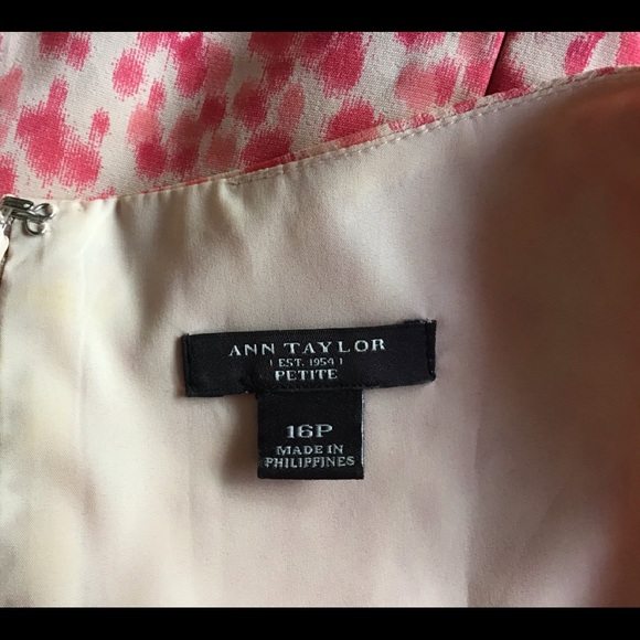 ANN TAYLOR DRESS - Picture 3 of 7